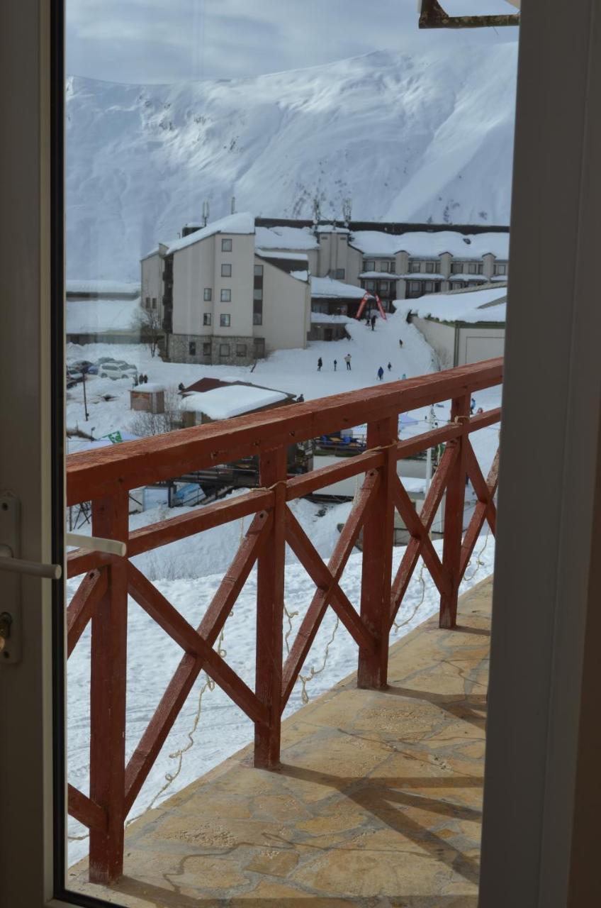 Hotel Toni Gudauri Exterior photo